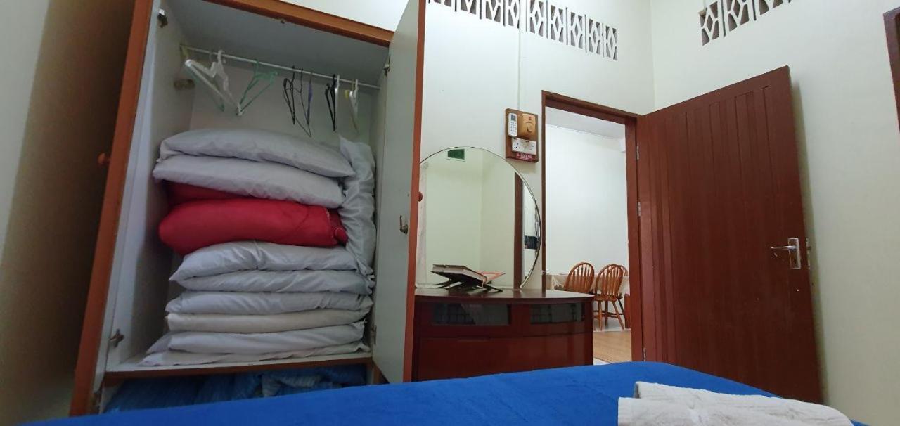 Abah Homestay Куала Теренгану Екстериор снимка