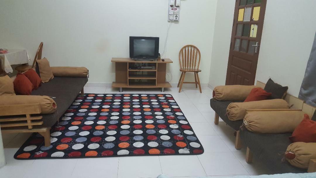 Abah Homestay Куала Теренгану Екстериор снимка